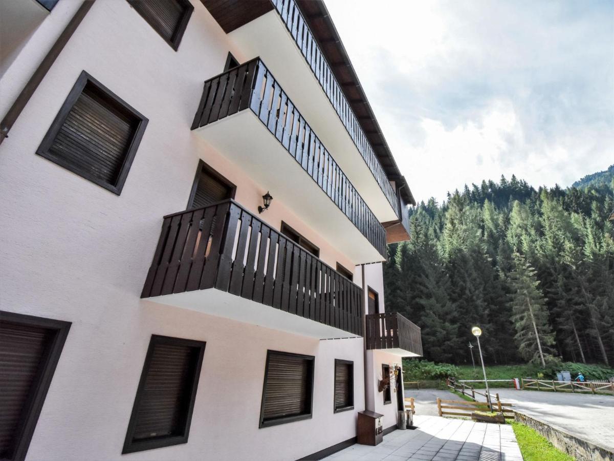 Apartamento Locazione Turistica Des Alpes-3 Canazei Exterior foto