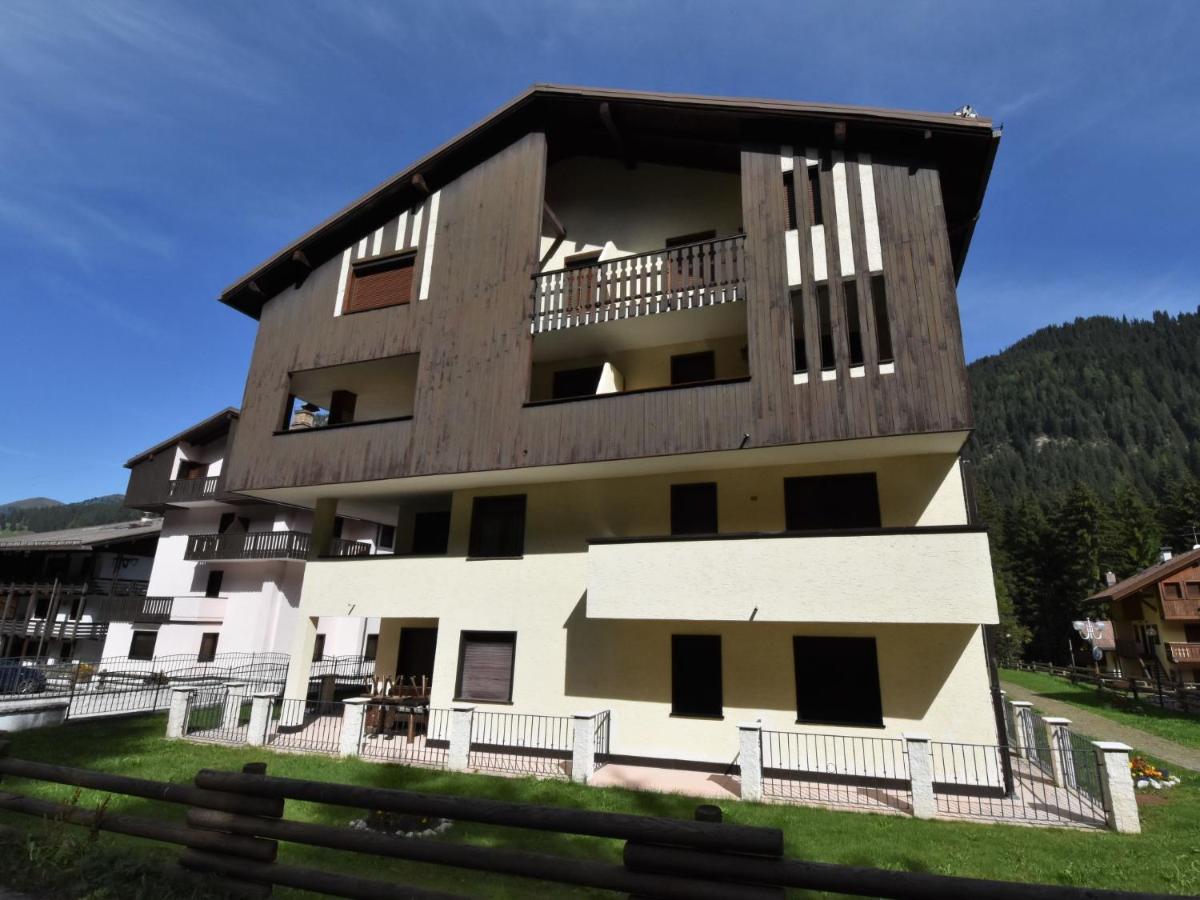 Apartamento Locazione Turistica Des Alpes-3 Canazei Exterior foto